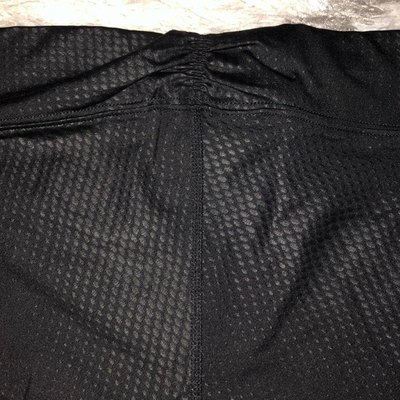 NWT Calvin Klein Performance Cropped Leggings - Picture 4 of 6